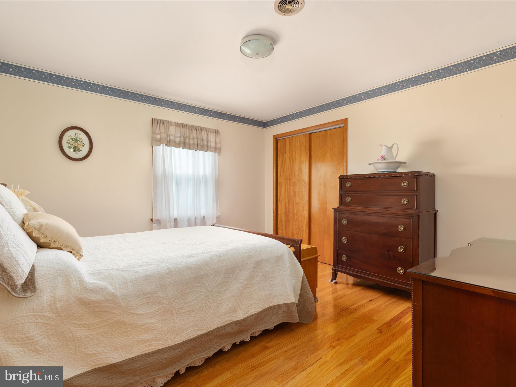 INWOOD EAST - Residential