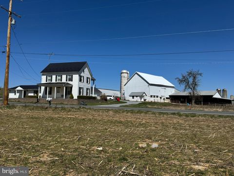 1423 MASON DIXON ROAD GREENCASTLE PA 17225