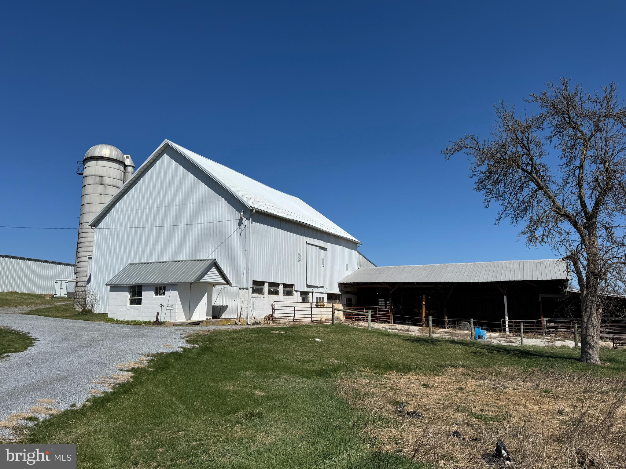 1423 MASON DIXON ROAD