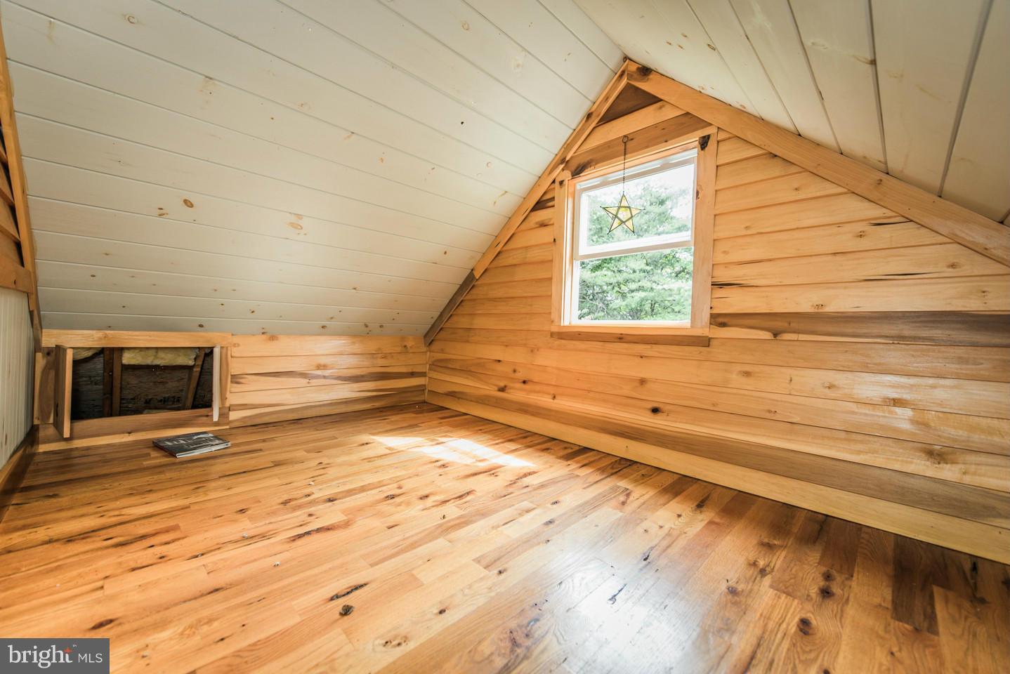 PIN OAK - Residential