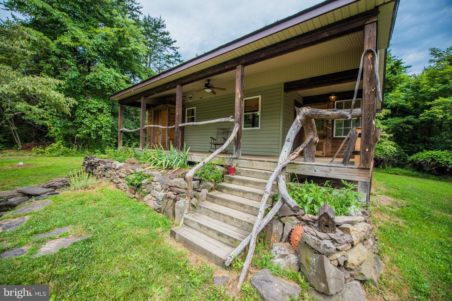 PIN OAK - Residential