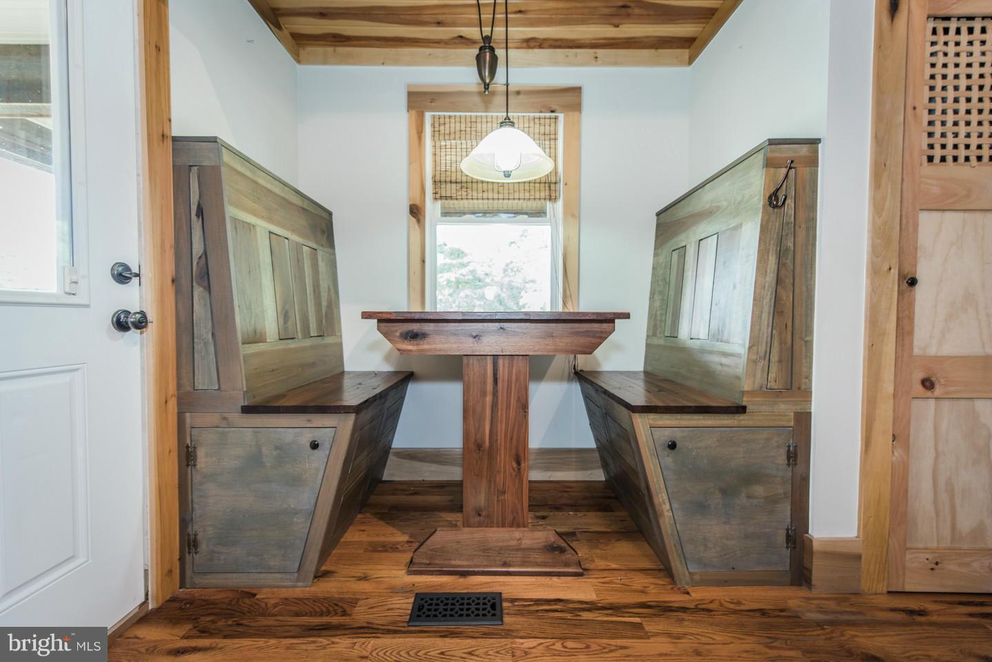 PIN OAK - Residential