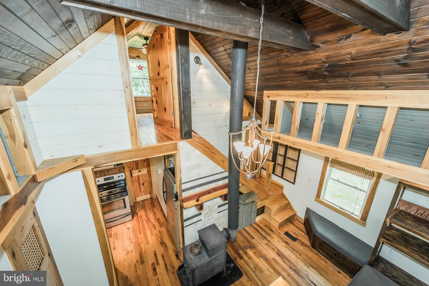 PIN OAK - Residential