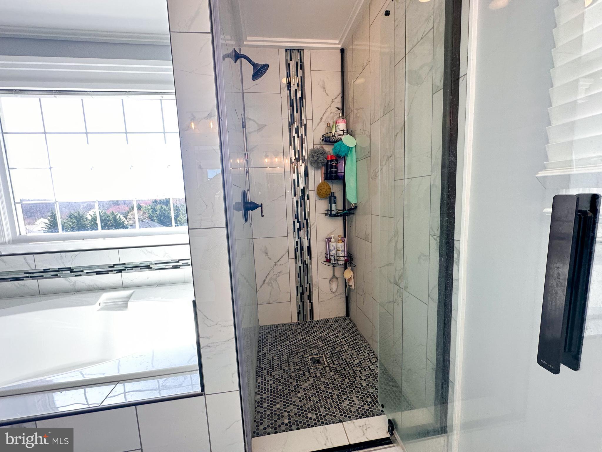 HAMPTON OAKS - Residential