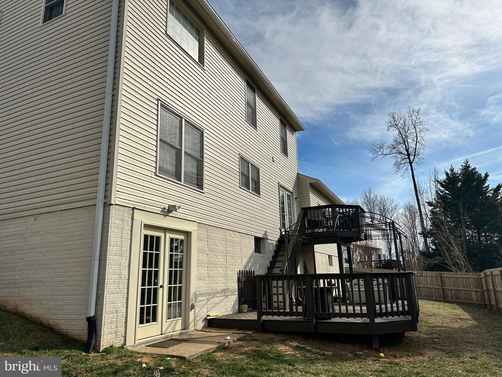 HAMPTON OAKS - Residential