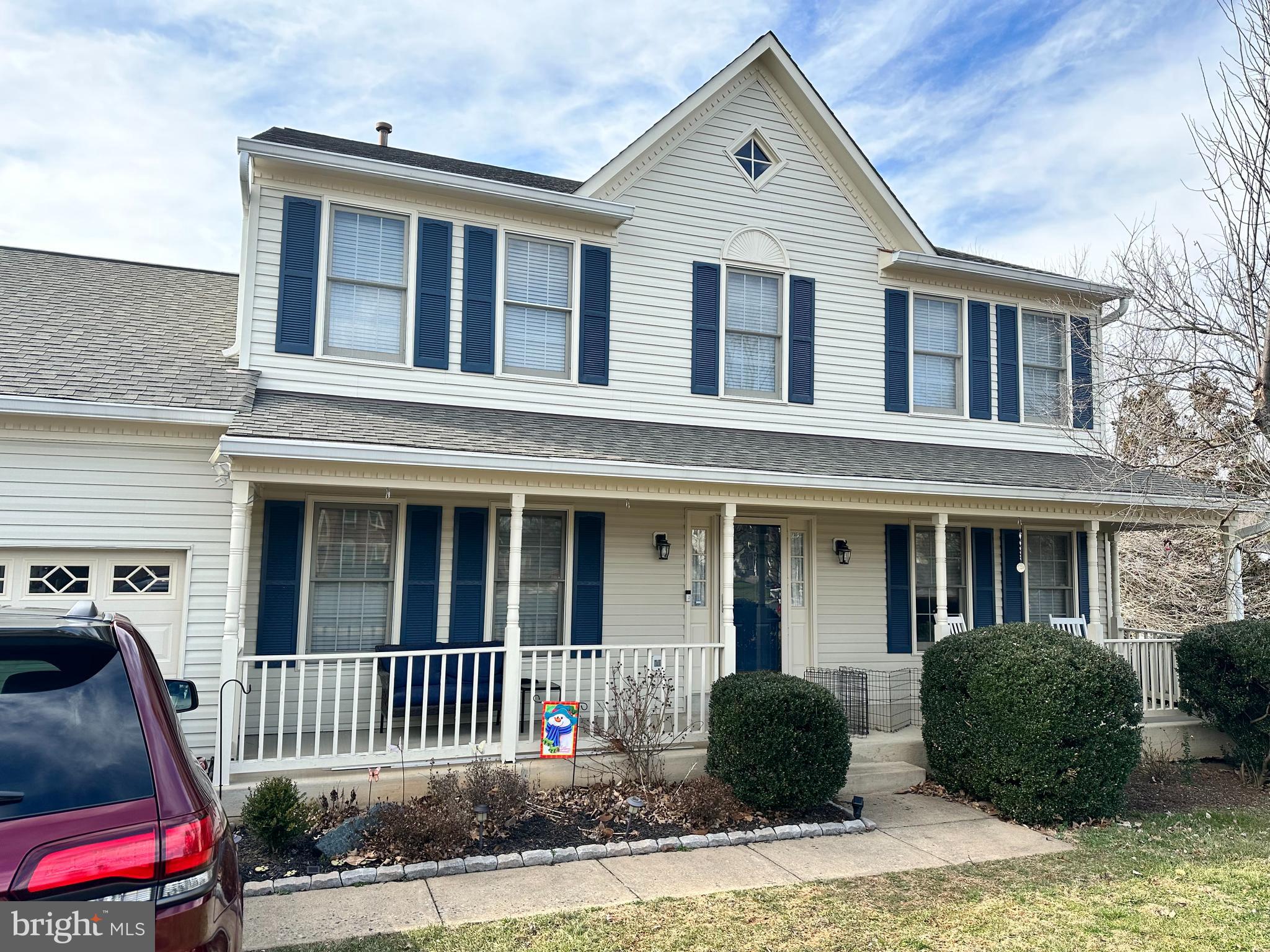 HAMPTON OAKS - Residential