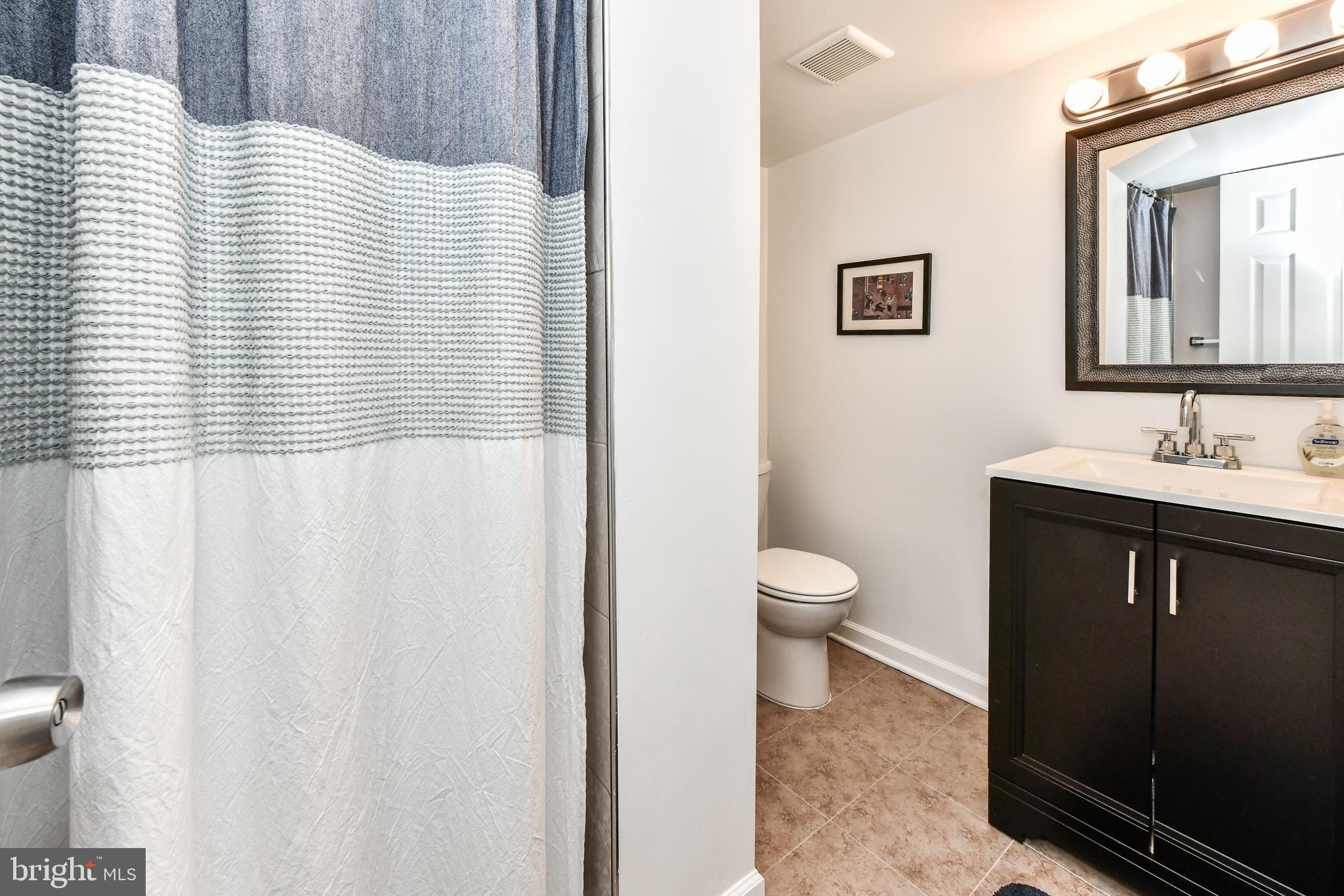 LEXINGTON VILLAGE - Residential Lease