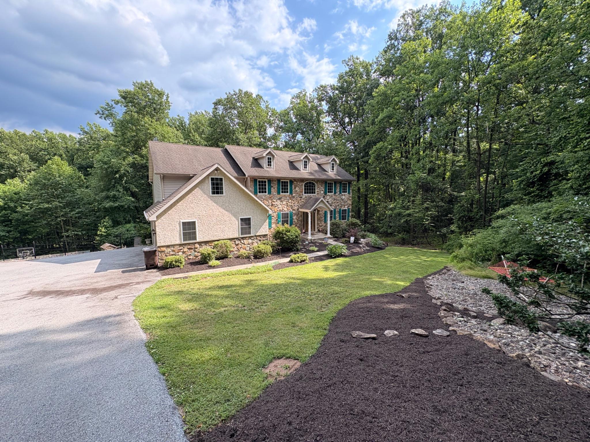 52 HESS ROAD