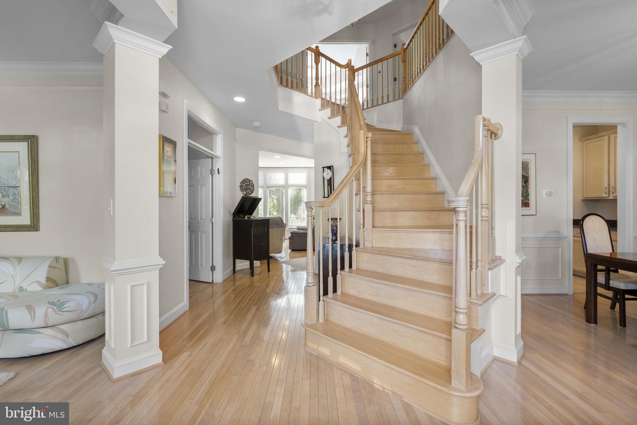 933 GENTLEWOOD STREET