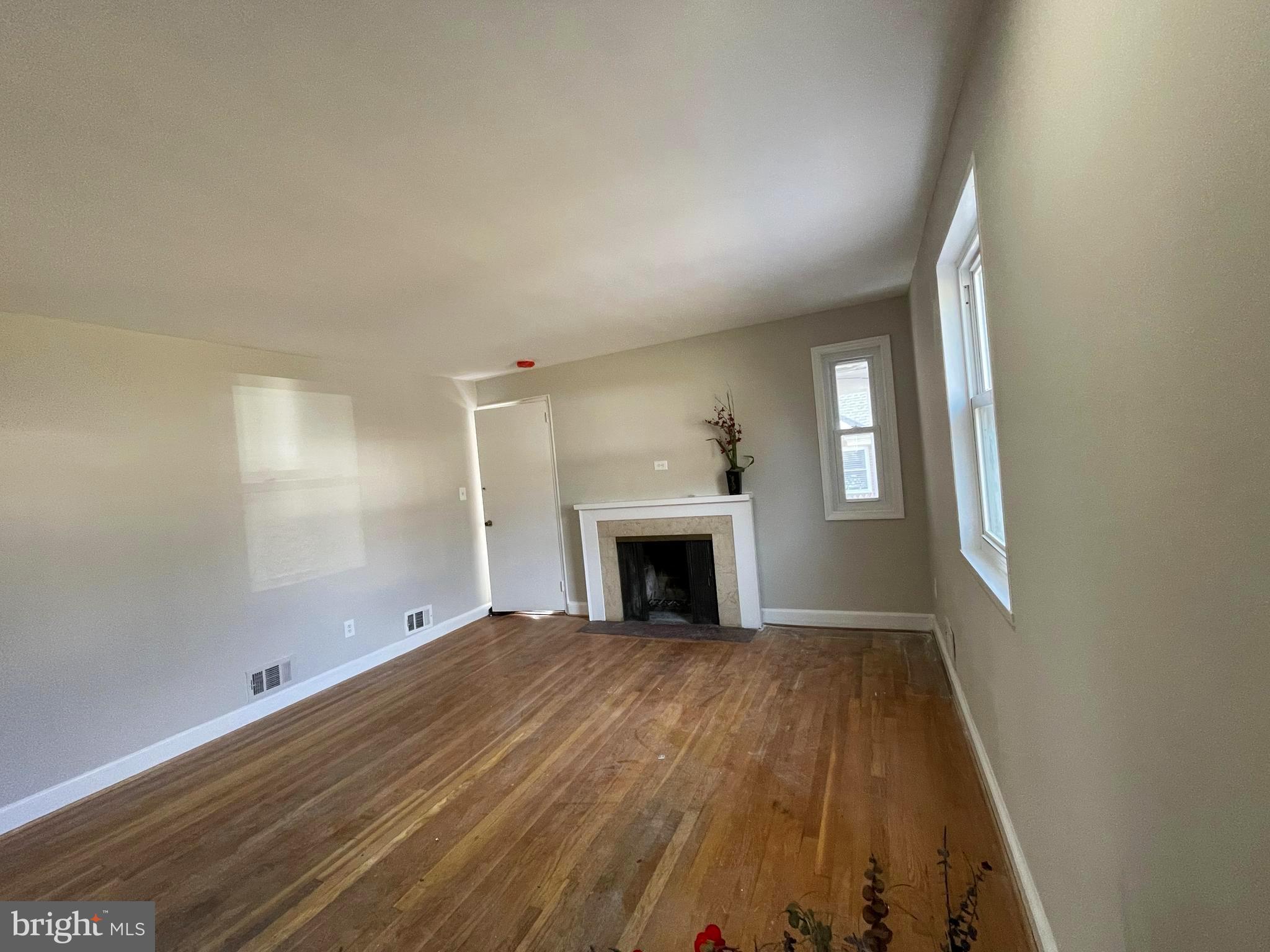 CAROLE HIGHLANDS - Residential