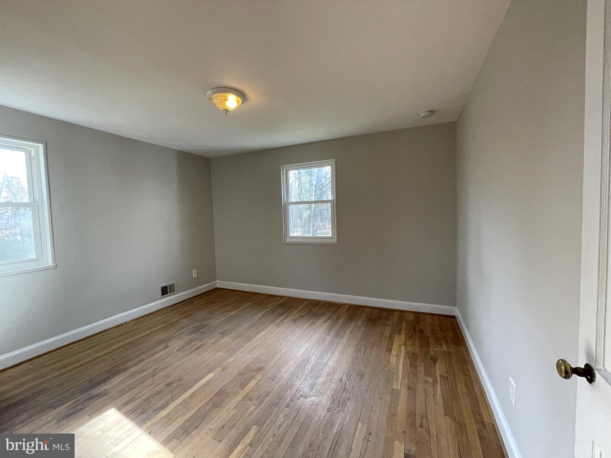 CAROLE HIGHLANDS - Residential