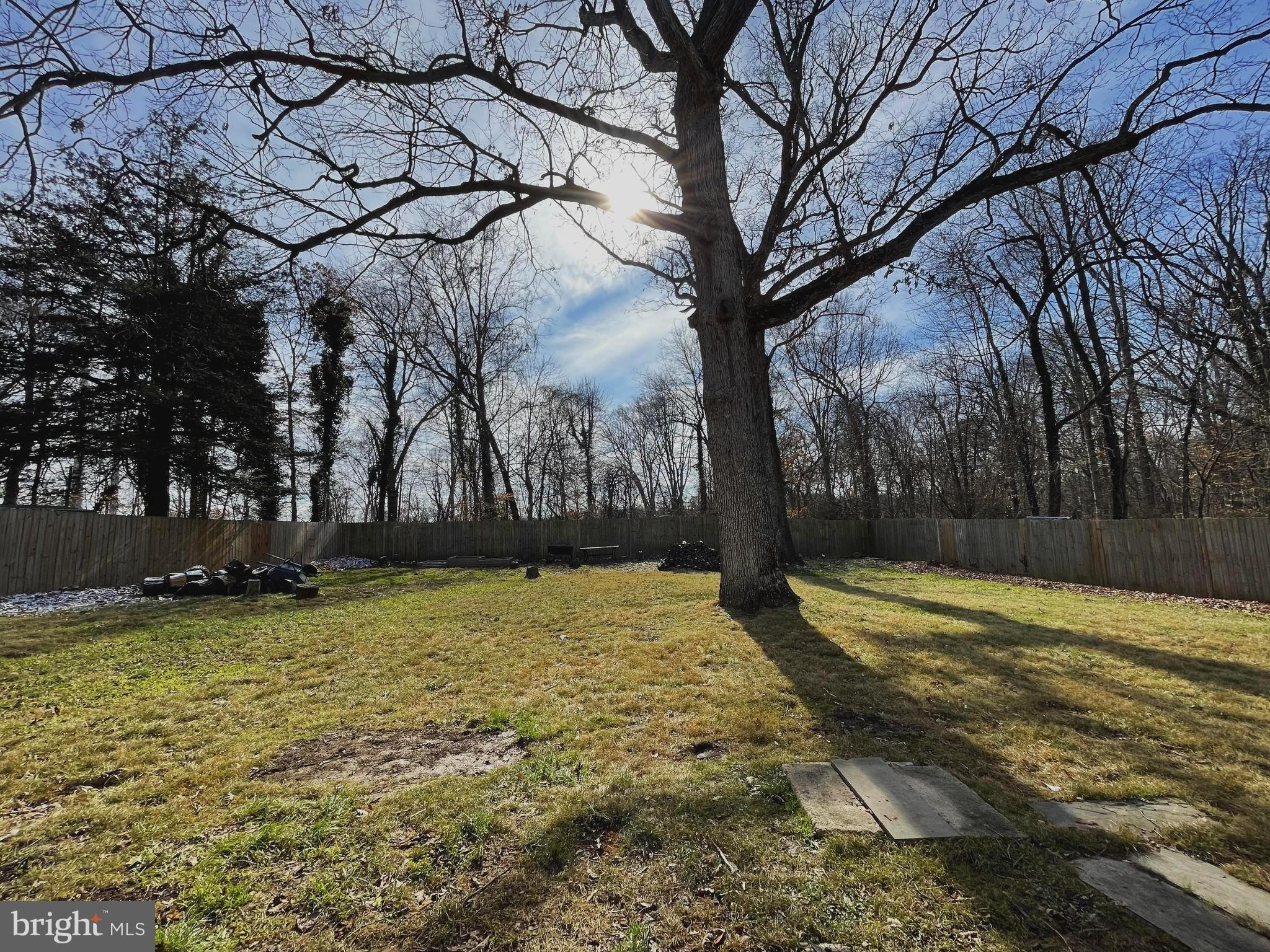 CAROLE HIGHLANDS - Residential