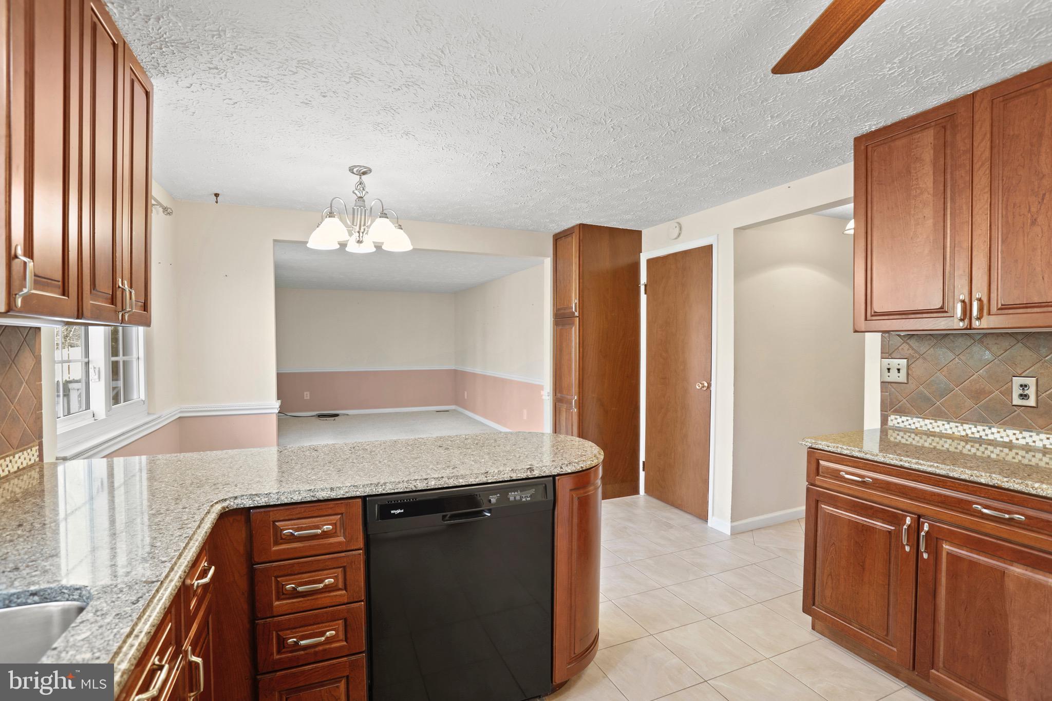 WILTON KNOLL - Residential