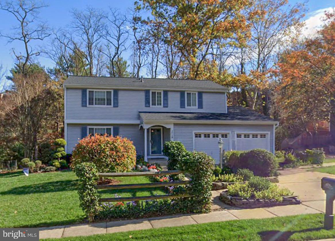 WILTON KNOLL - Residential