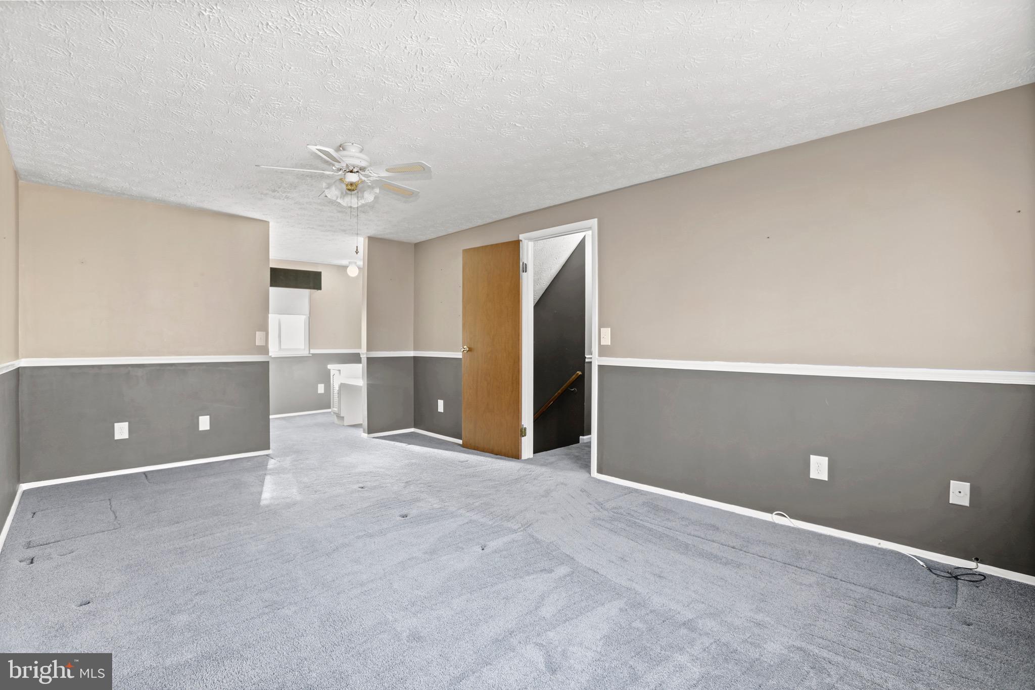 WILTON KNOLL - Residential