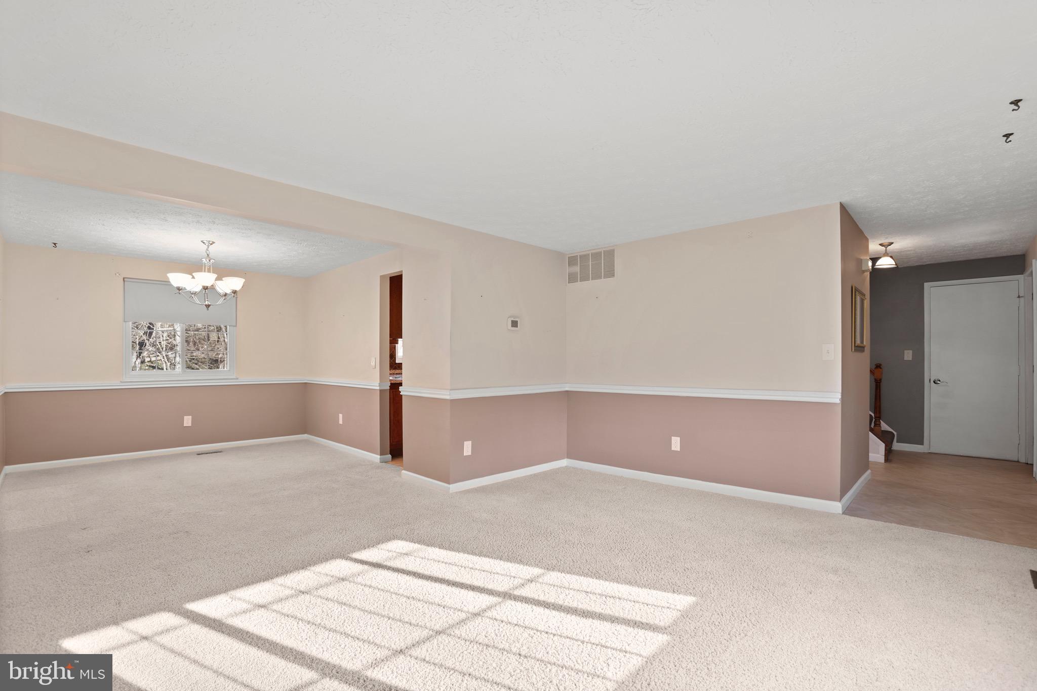 WILTON KNOLL - Residential