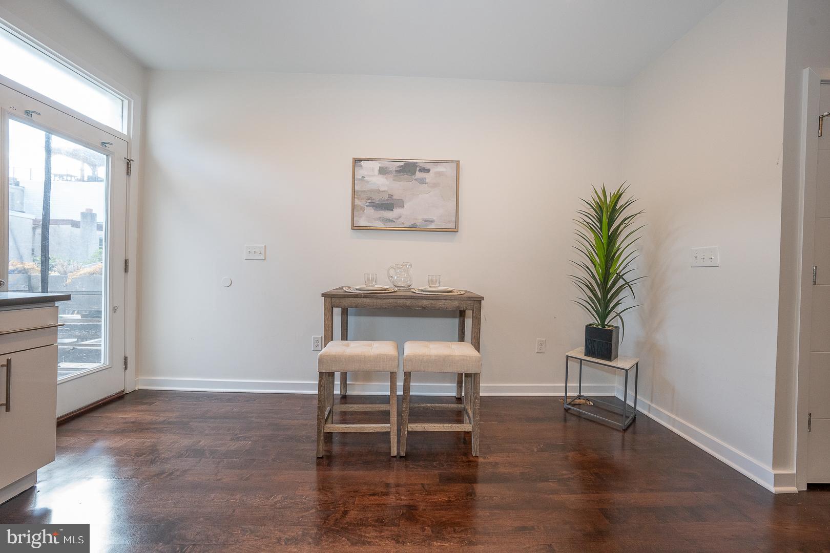 ART MUSEUM AREA - Residential