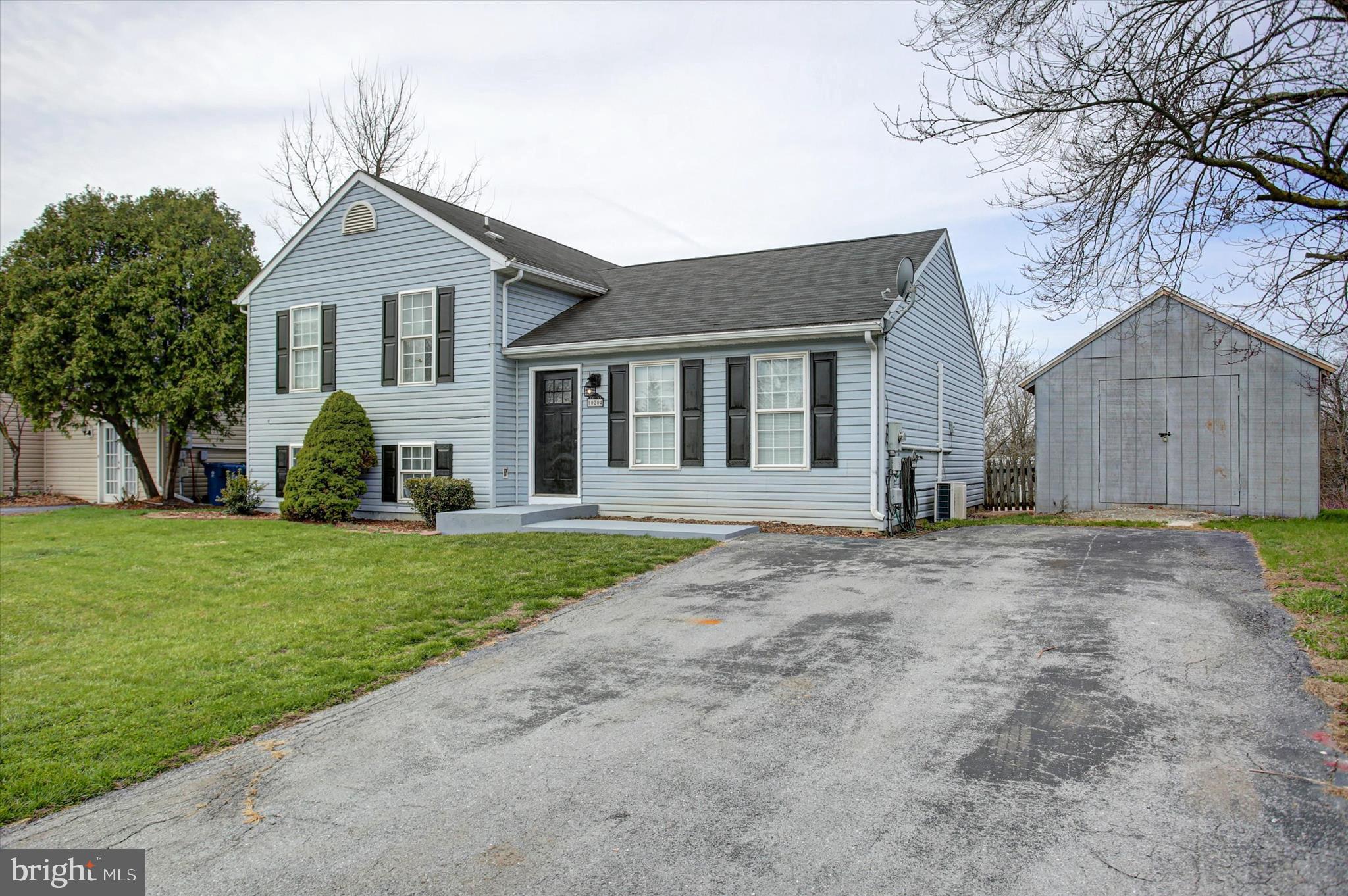 CROSS CREEK - Residential