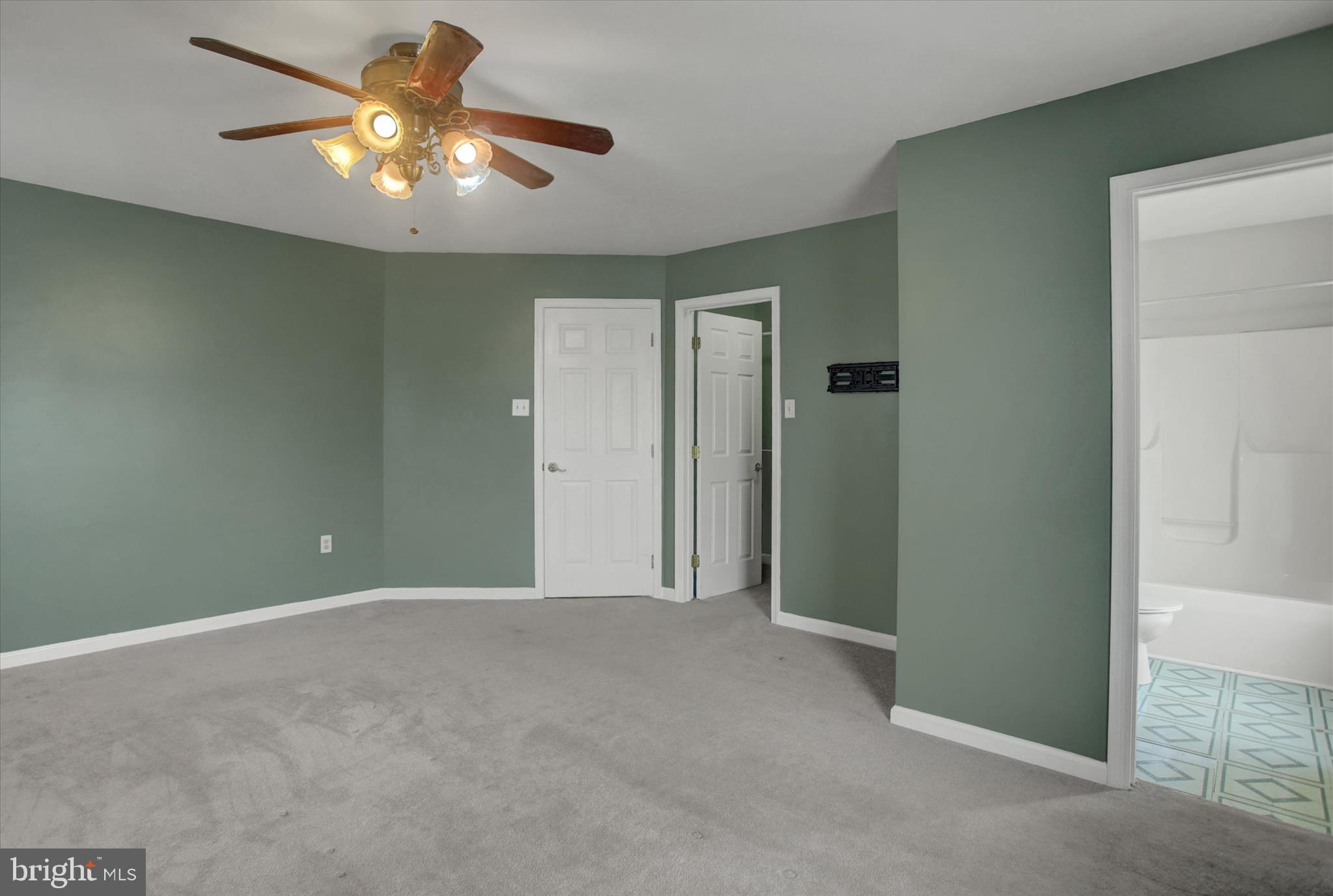 CROSS CREEK - Residential