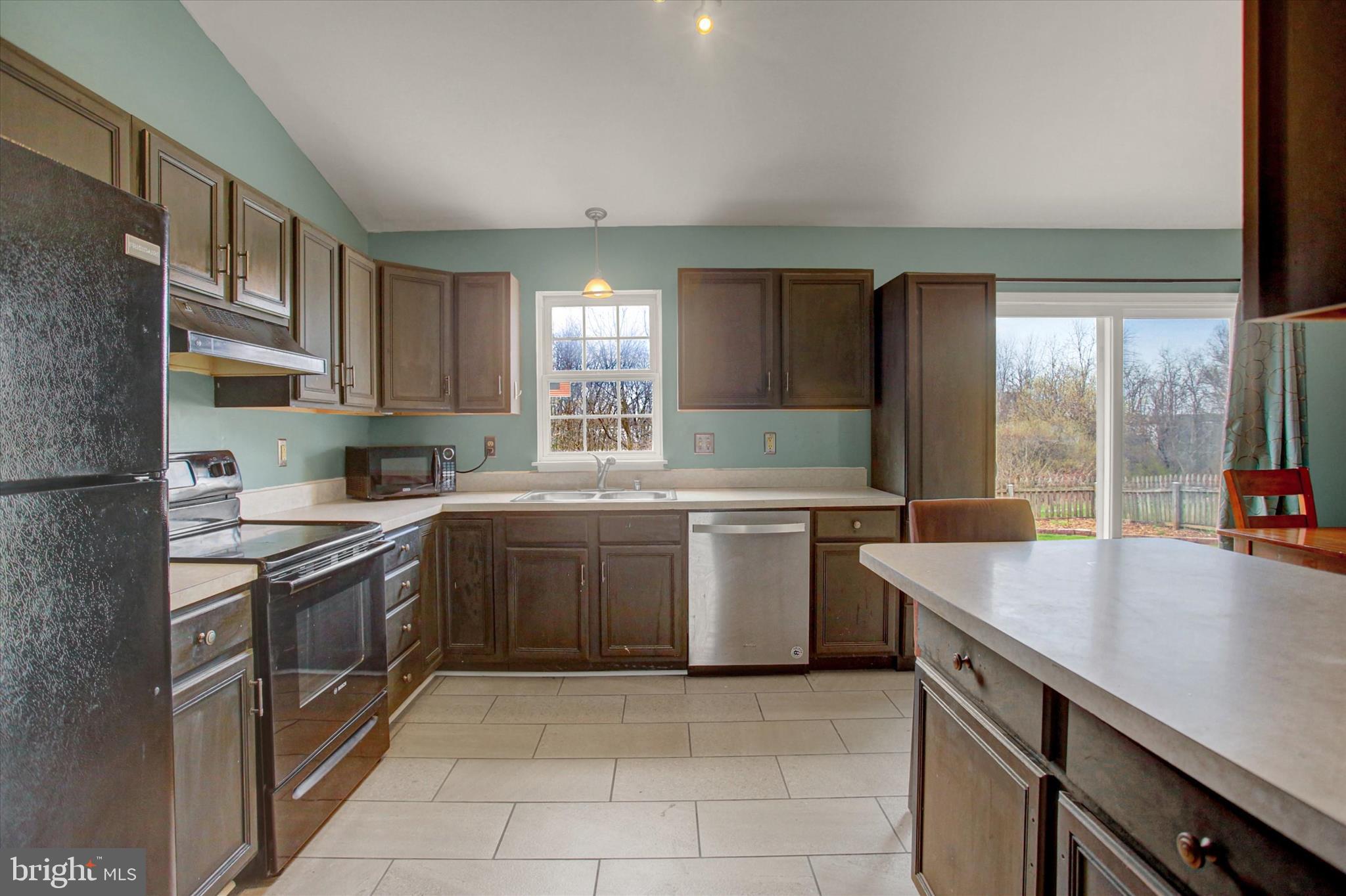 CROSS CREEK - Residential