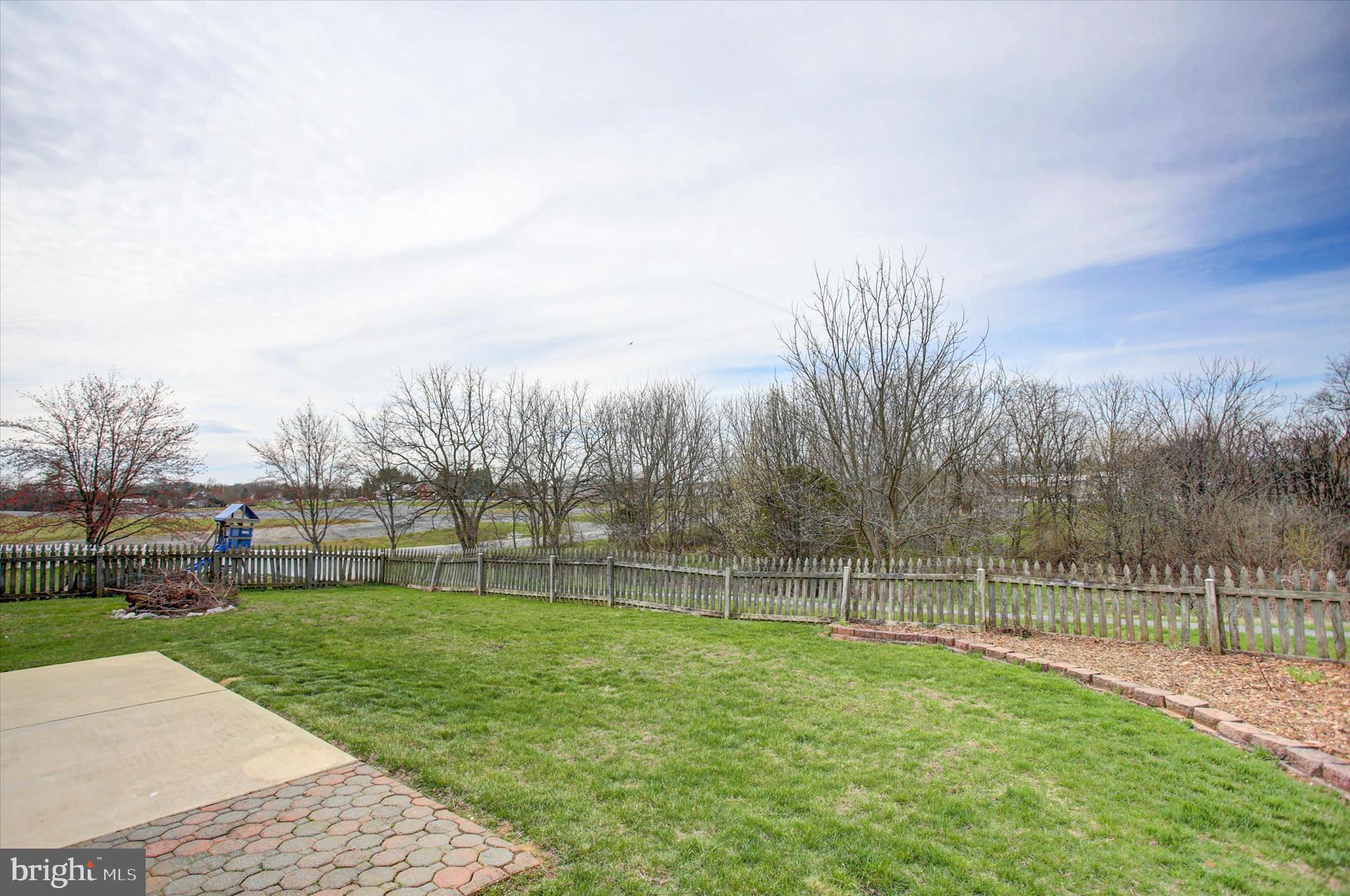 CROSS CREEK - Residential