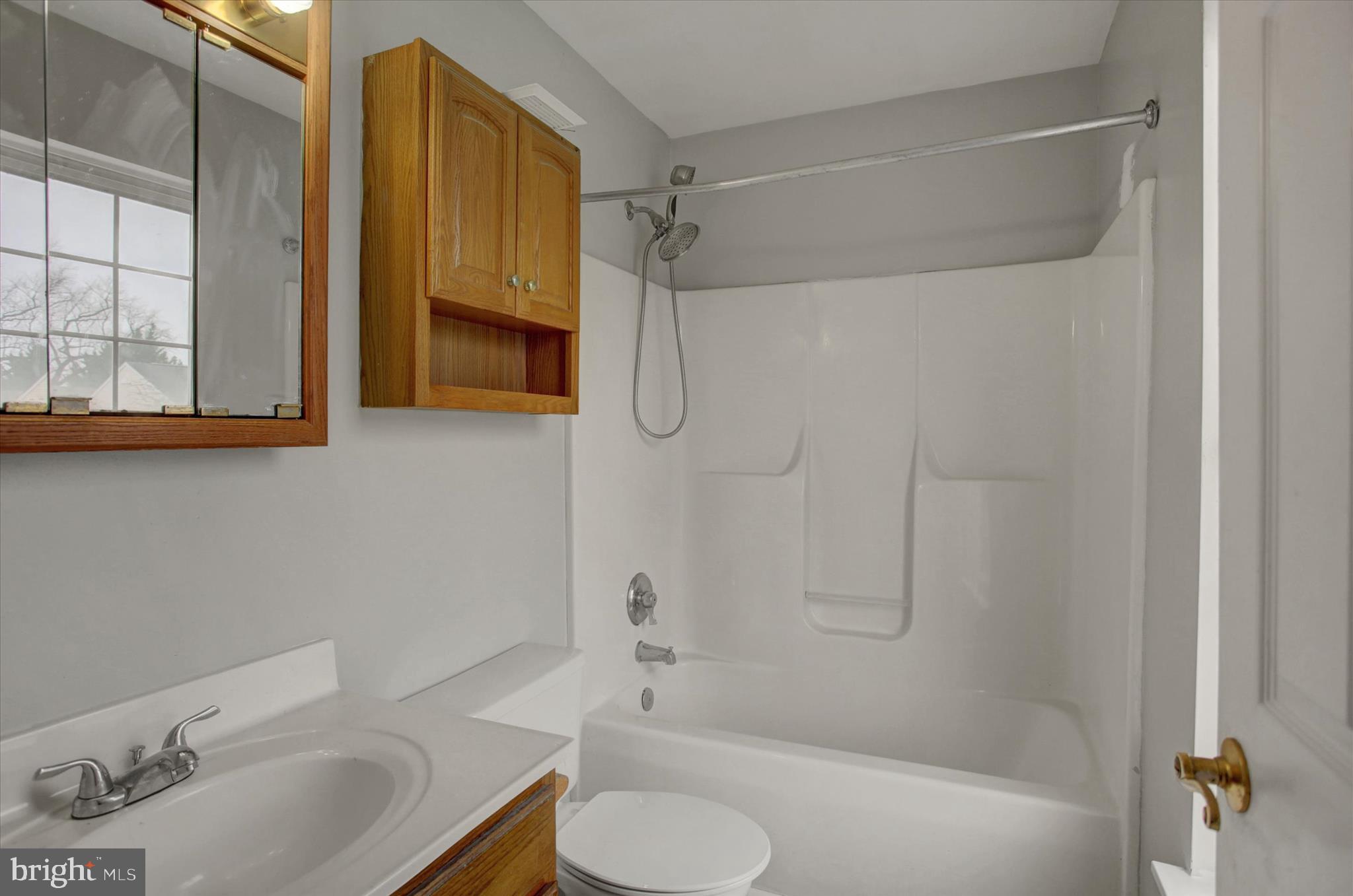 CROSS CREEK - Residential