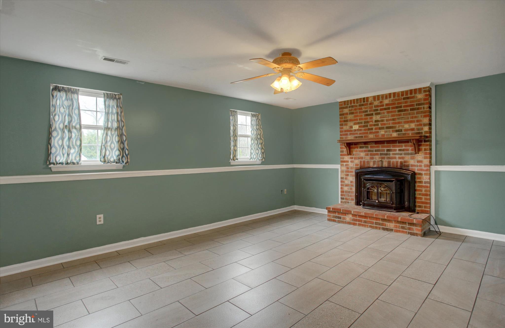 CROSS CREEK - Residential