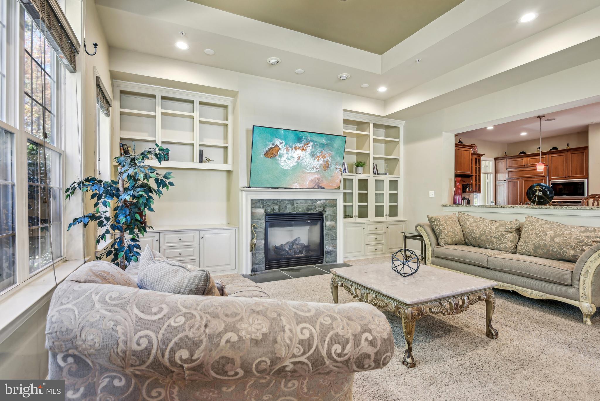 708 CHURCH ROAD S