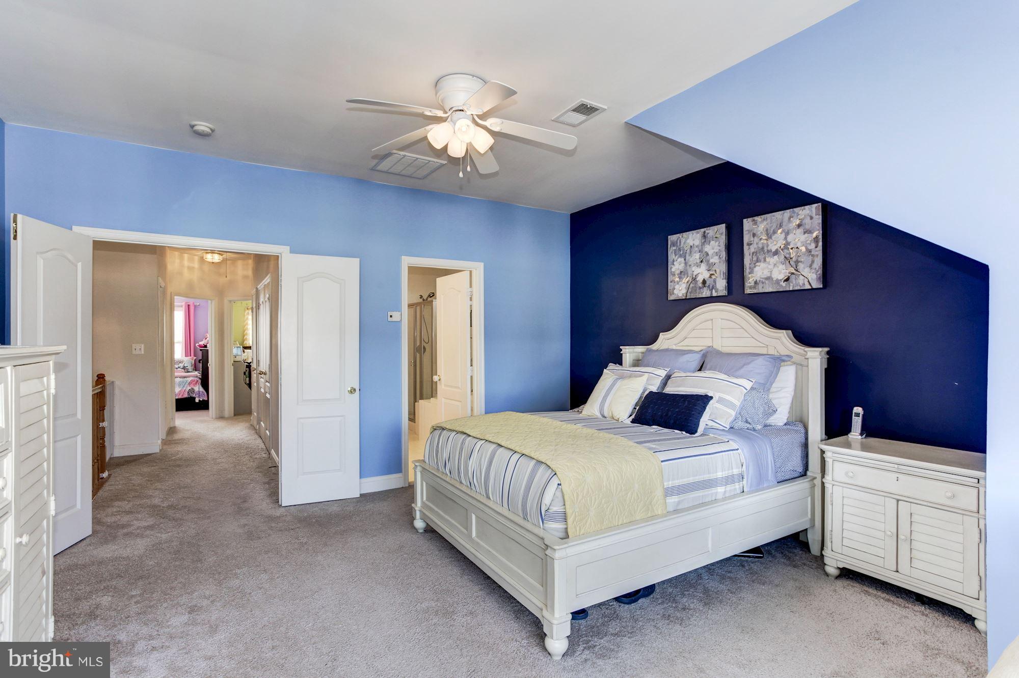 RIVER OAKS - Residential