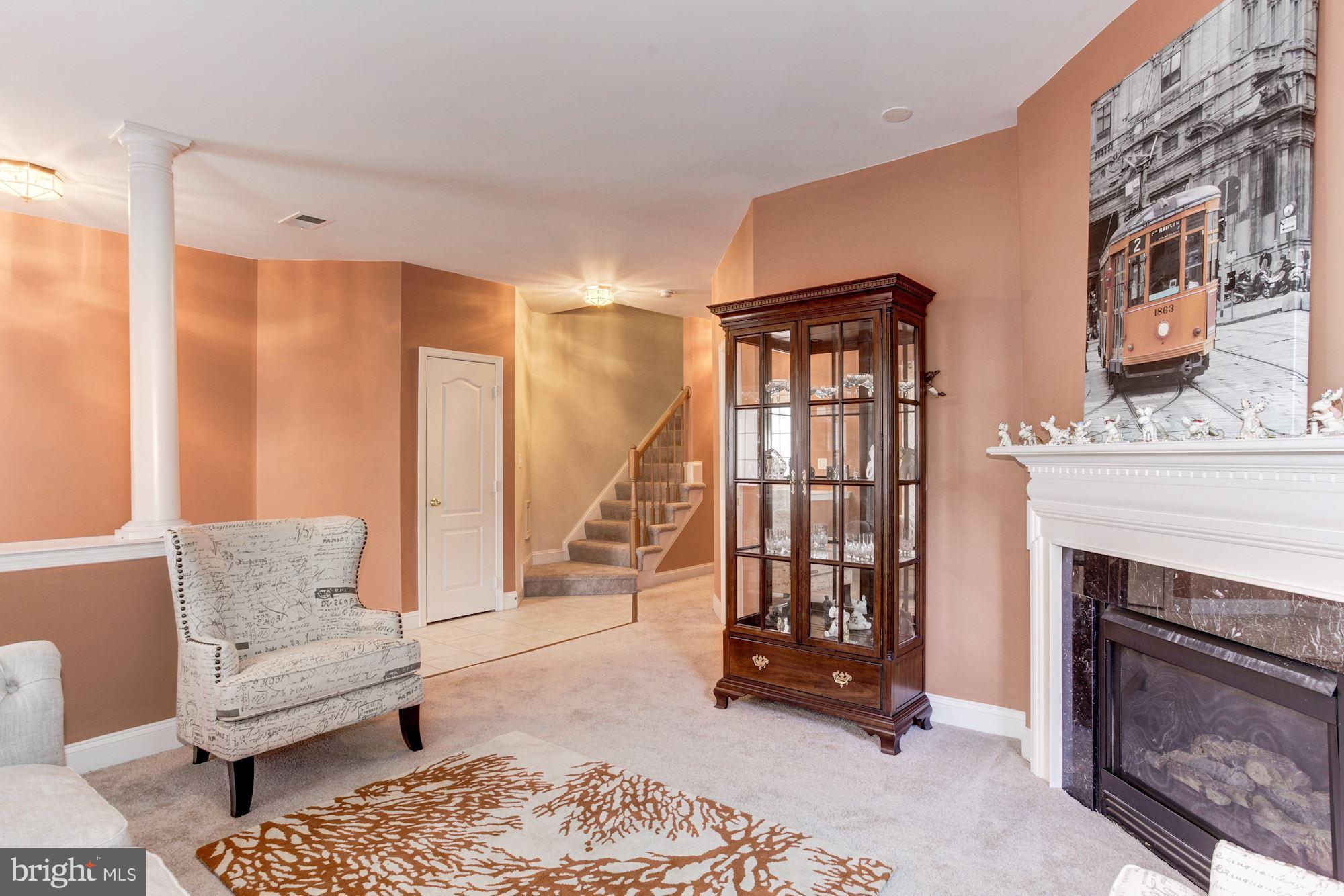 RIVER OAKS - Residential