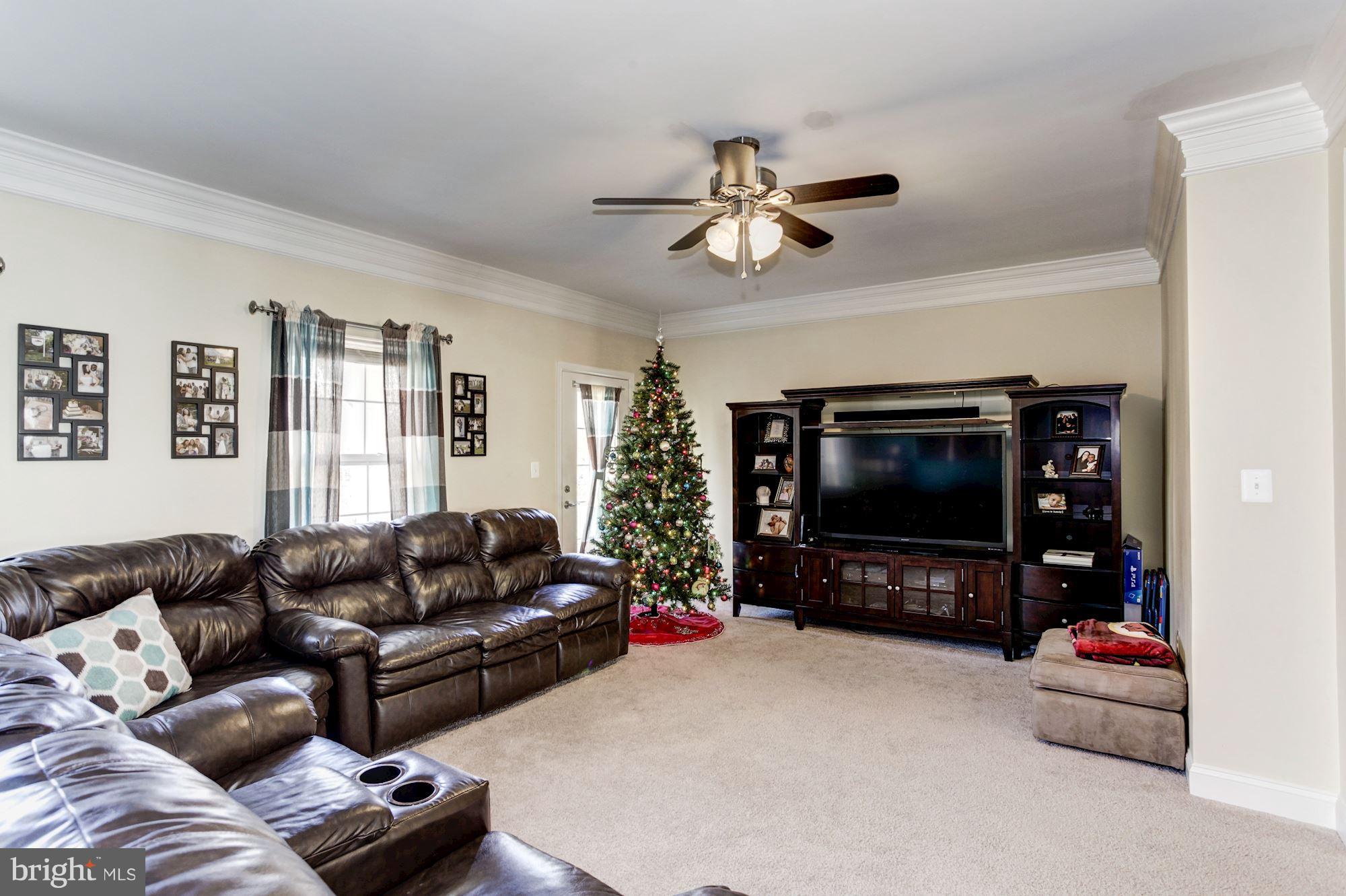 RIVER OAKS - Residential