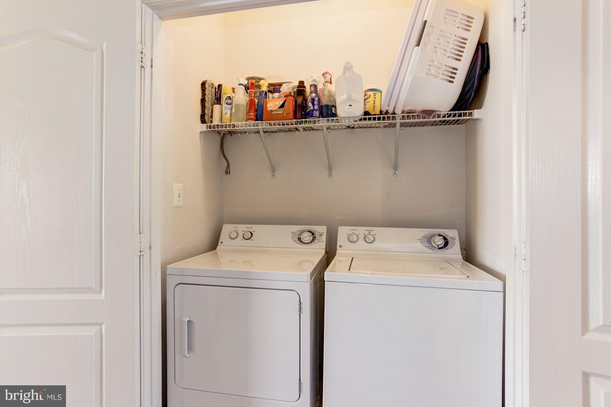 RIVER OAKS - Residential