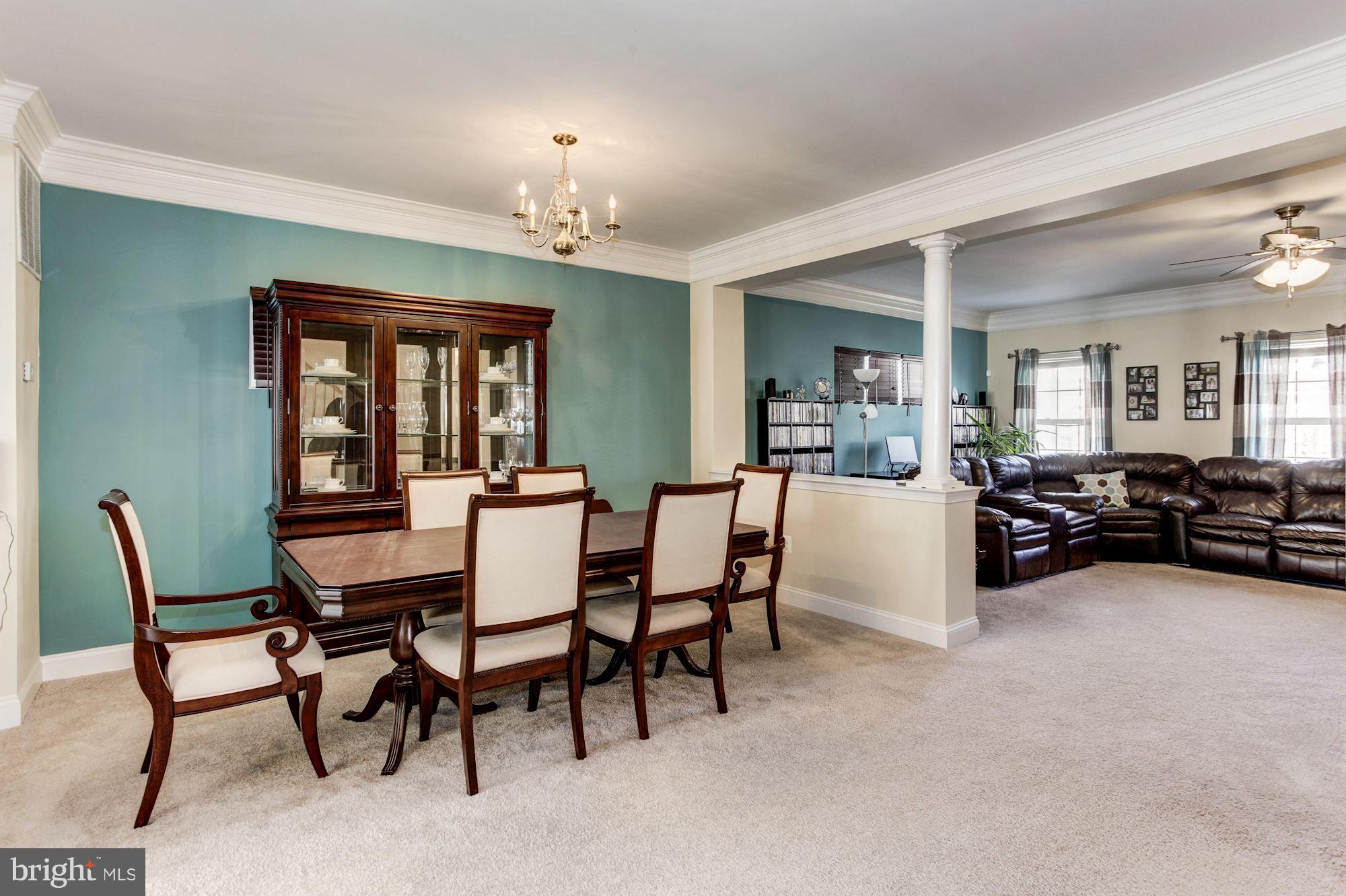 RIVER OAKS - Residential