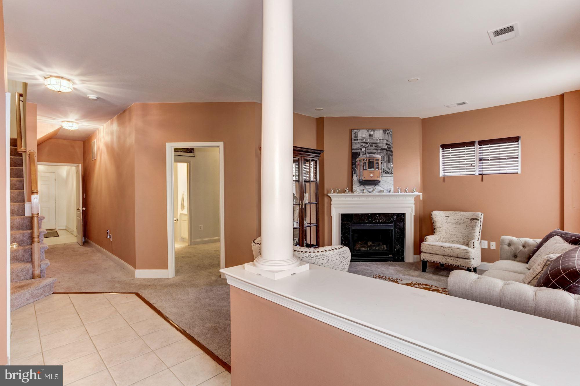 RIVER OAKS - Residential