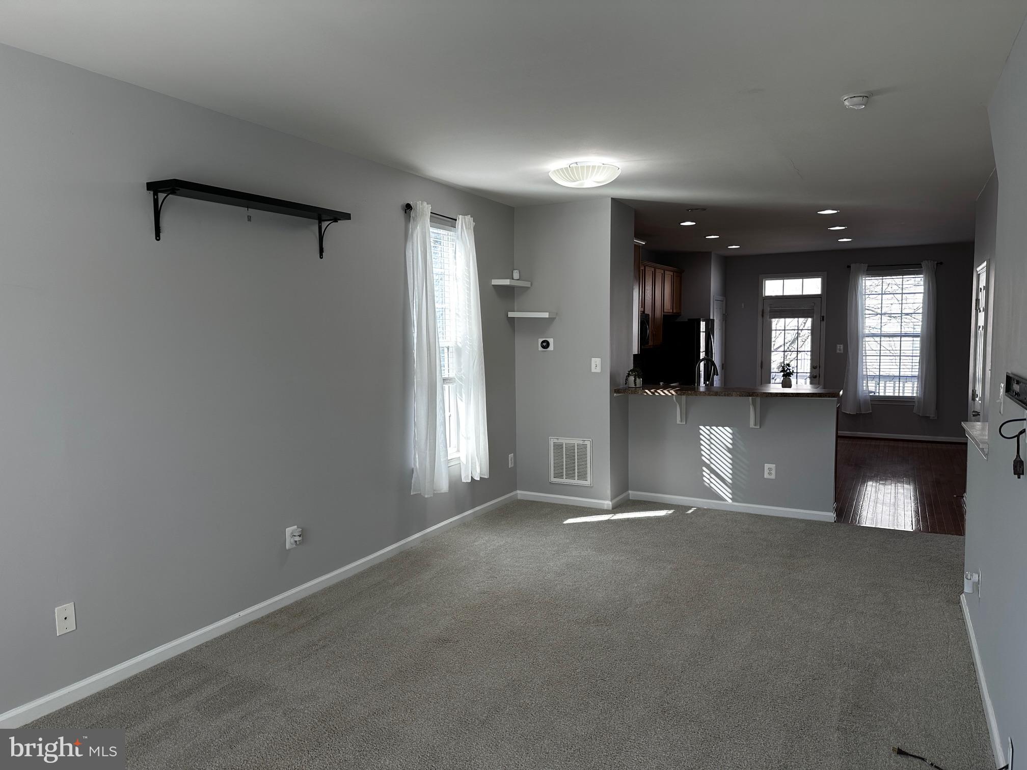 HEATHCOTE COMMONS - Residential Lease