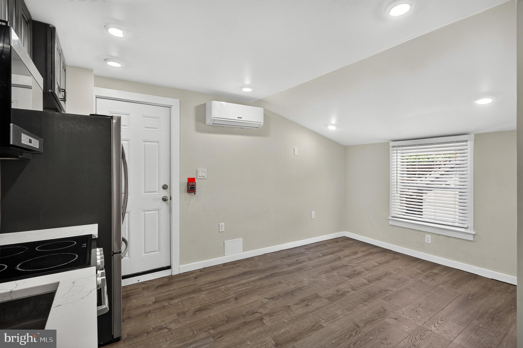 324 DARBY ROAD 326 3R