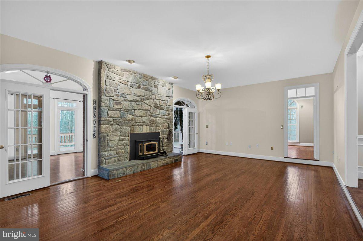 PROSPECT HILLS - Residential