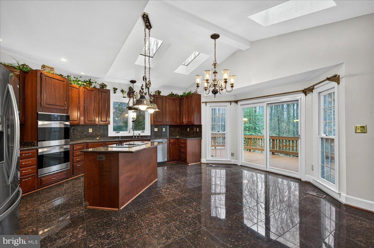 PROSPECT HILLS - Residential