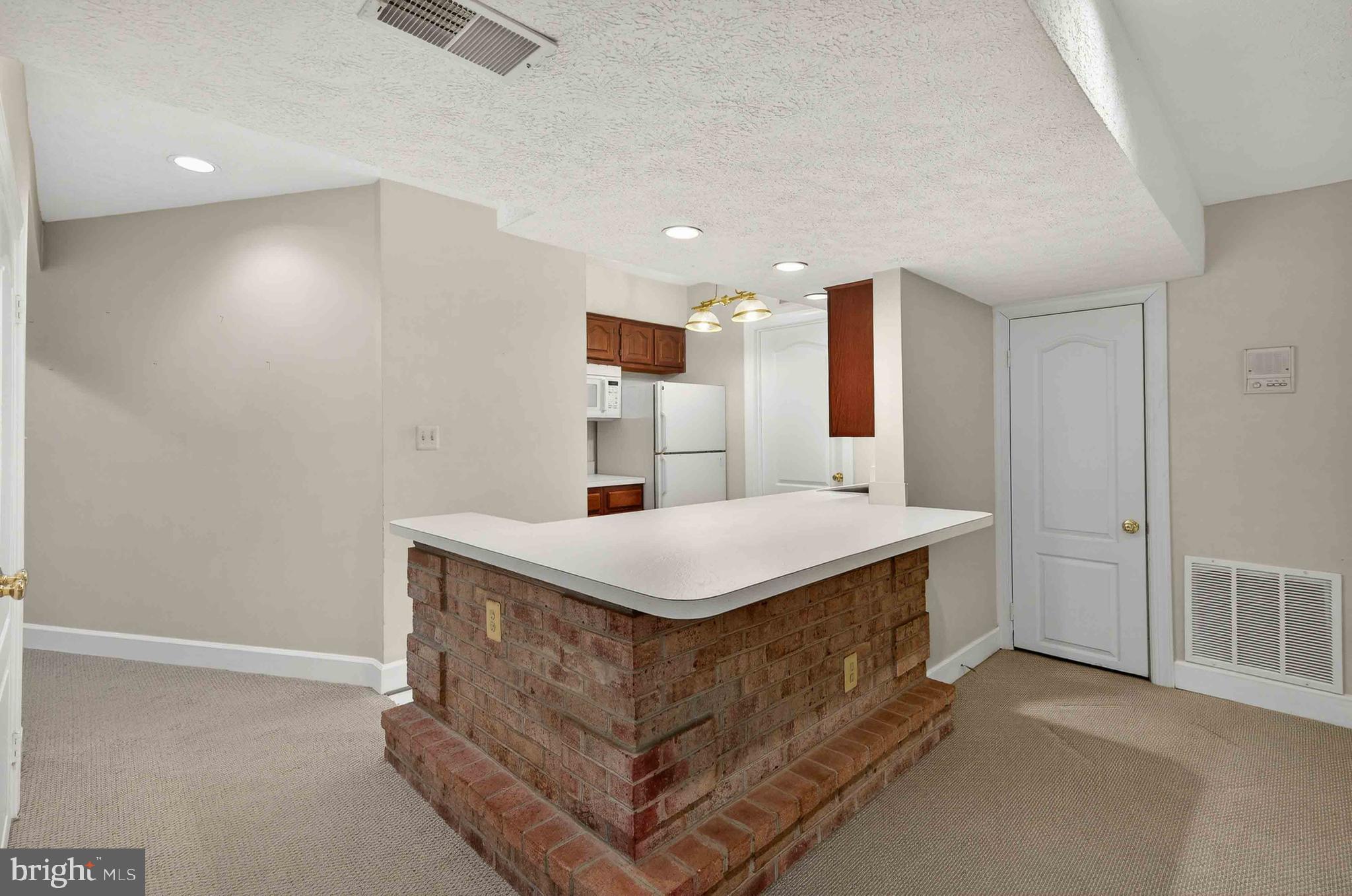 PROSPECT HILLS - Residential