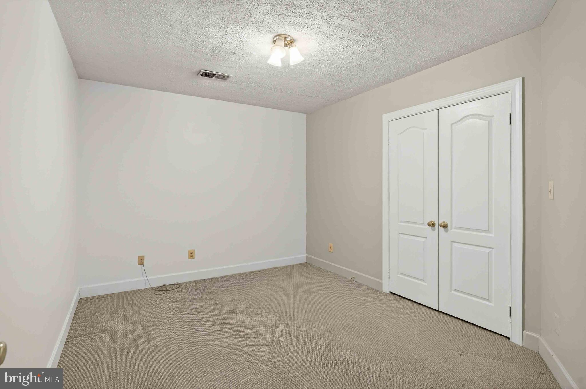 PROSPECT HILLS - Residential