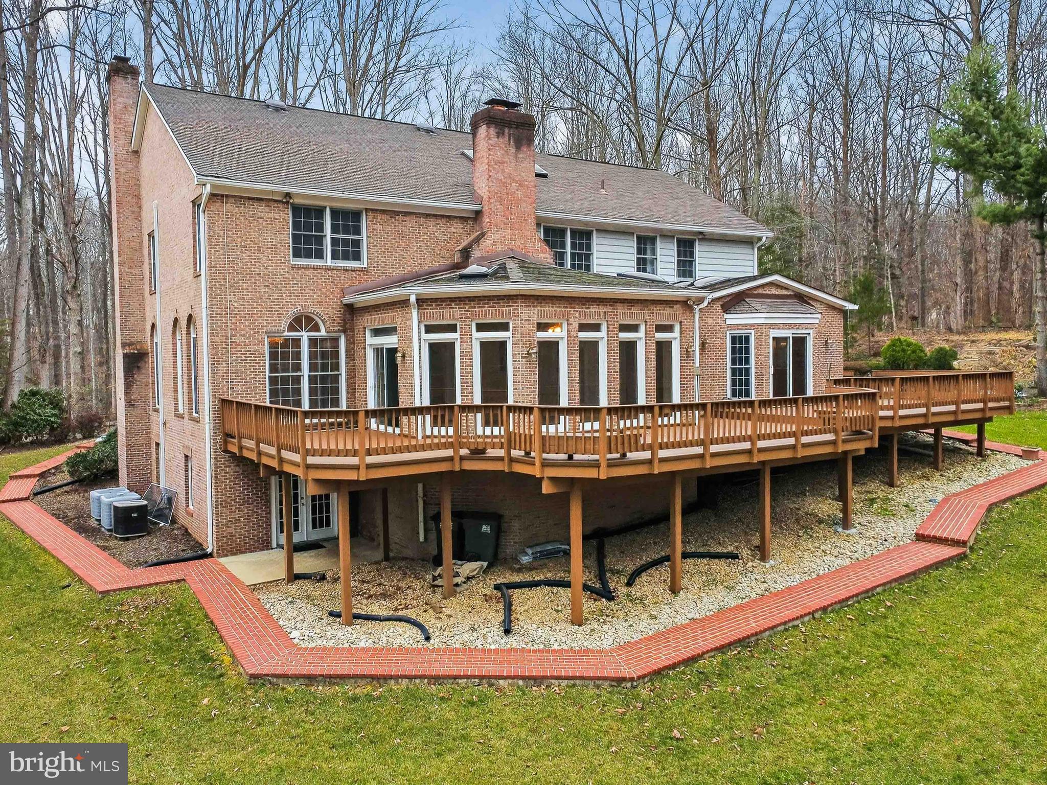 PROSPECT HILLS - Residential