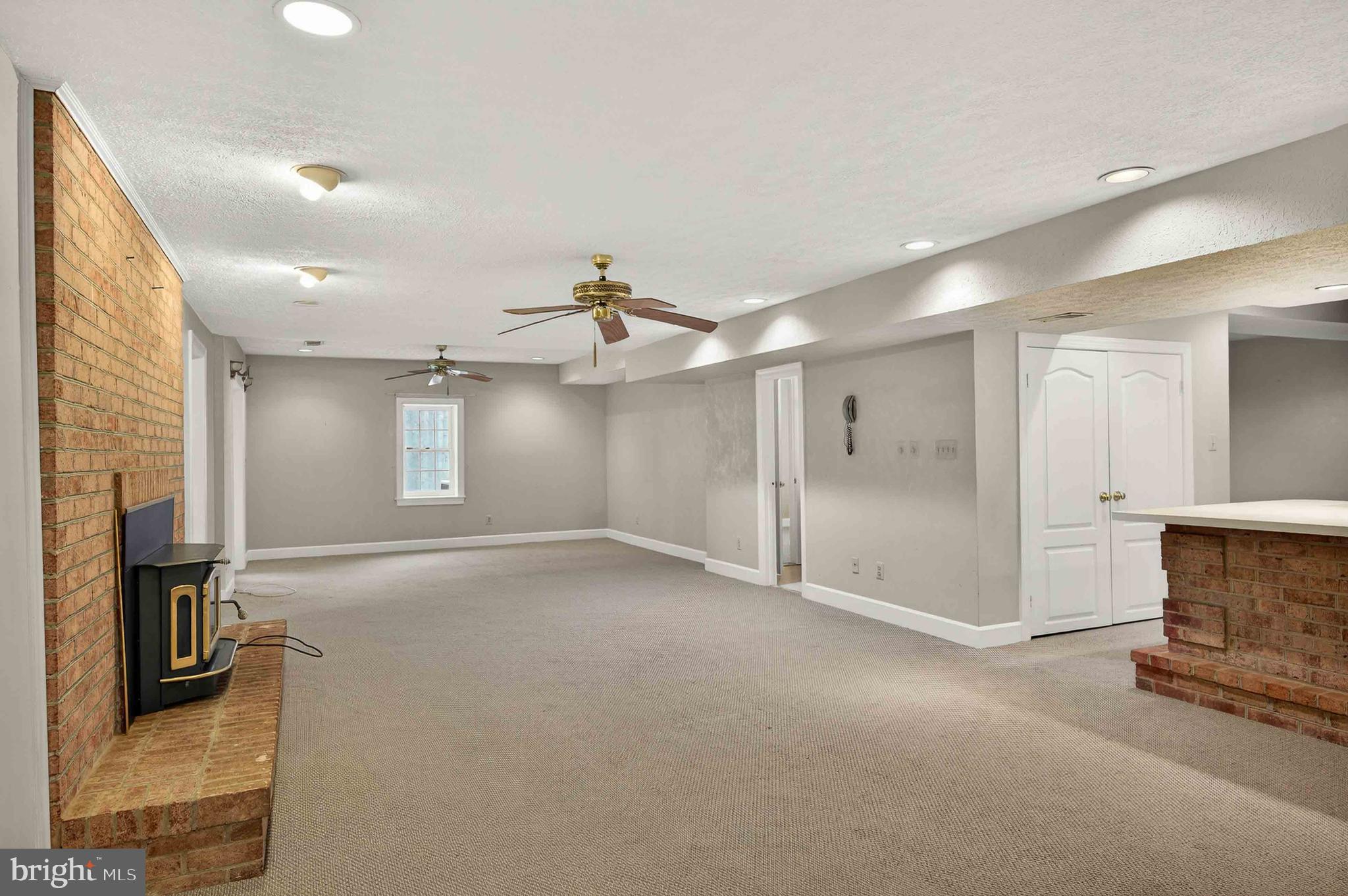 PROSPECT HILLS - Residential