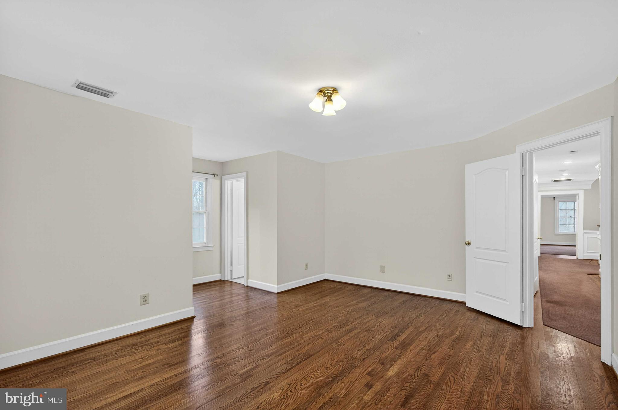 PROSPECT HILLS - Residential