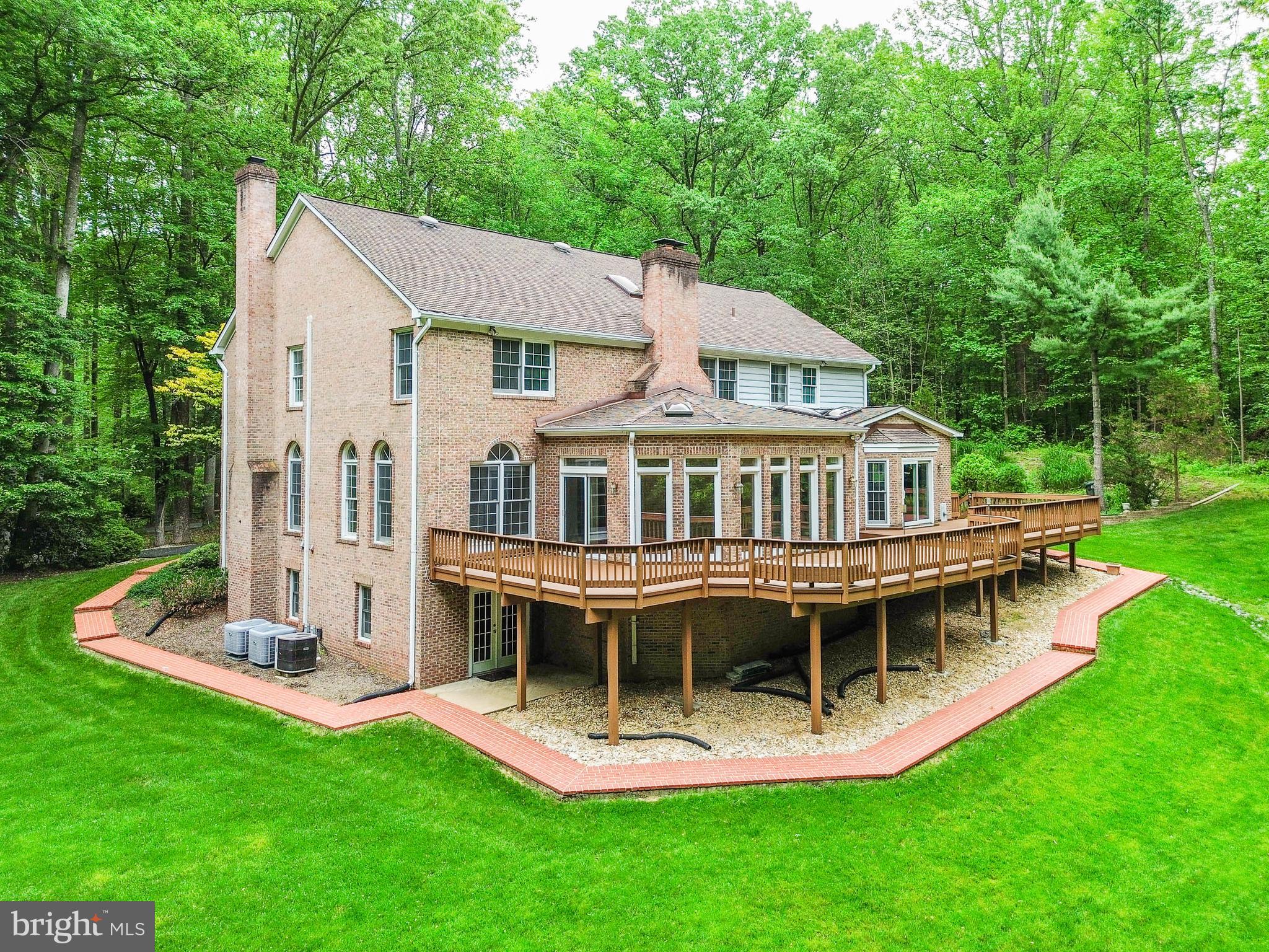 PROSPECT HILLS - Residential
