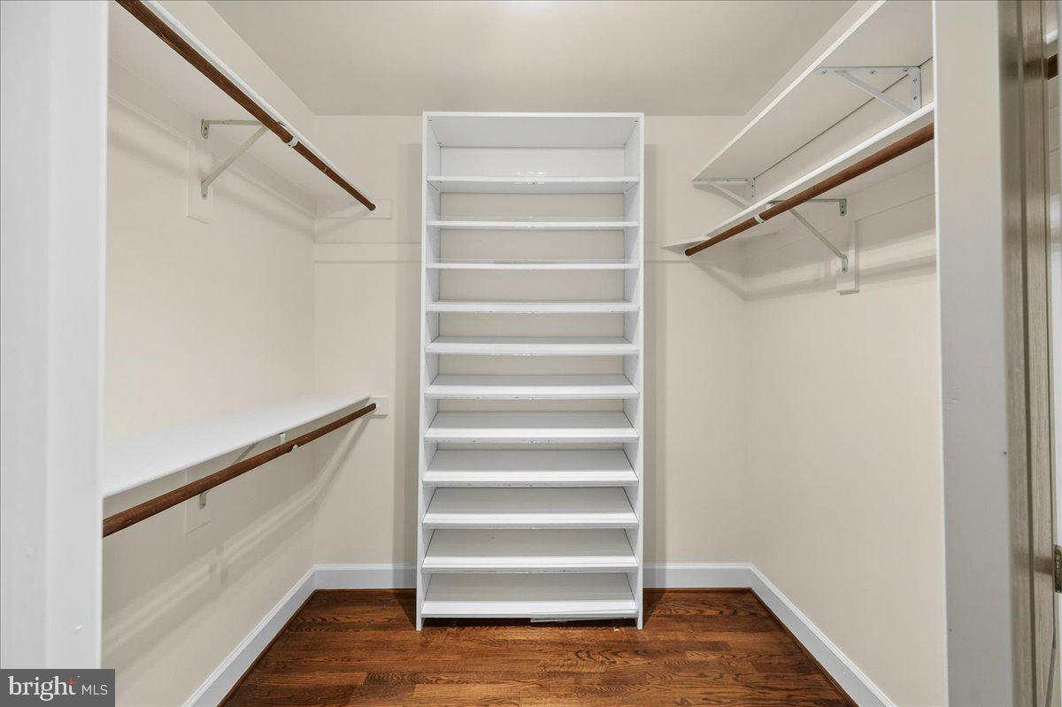 PROSPECT HILLS - Residential