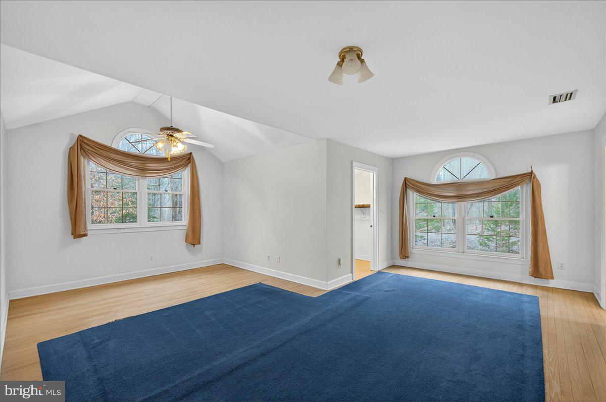 PROSPECT HILLS - Residential