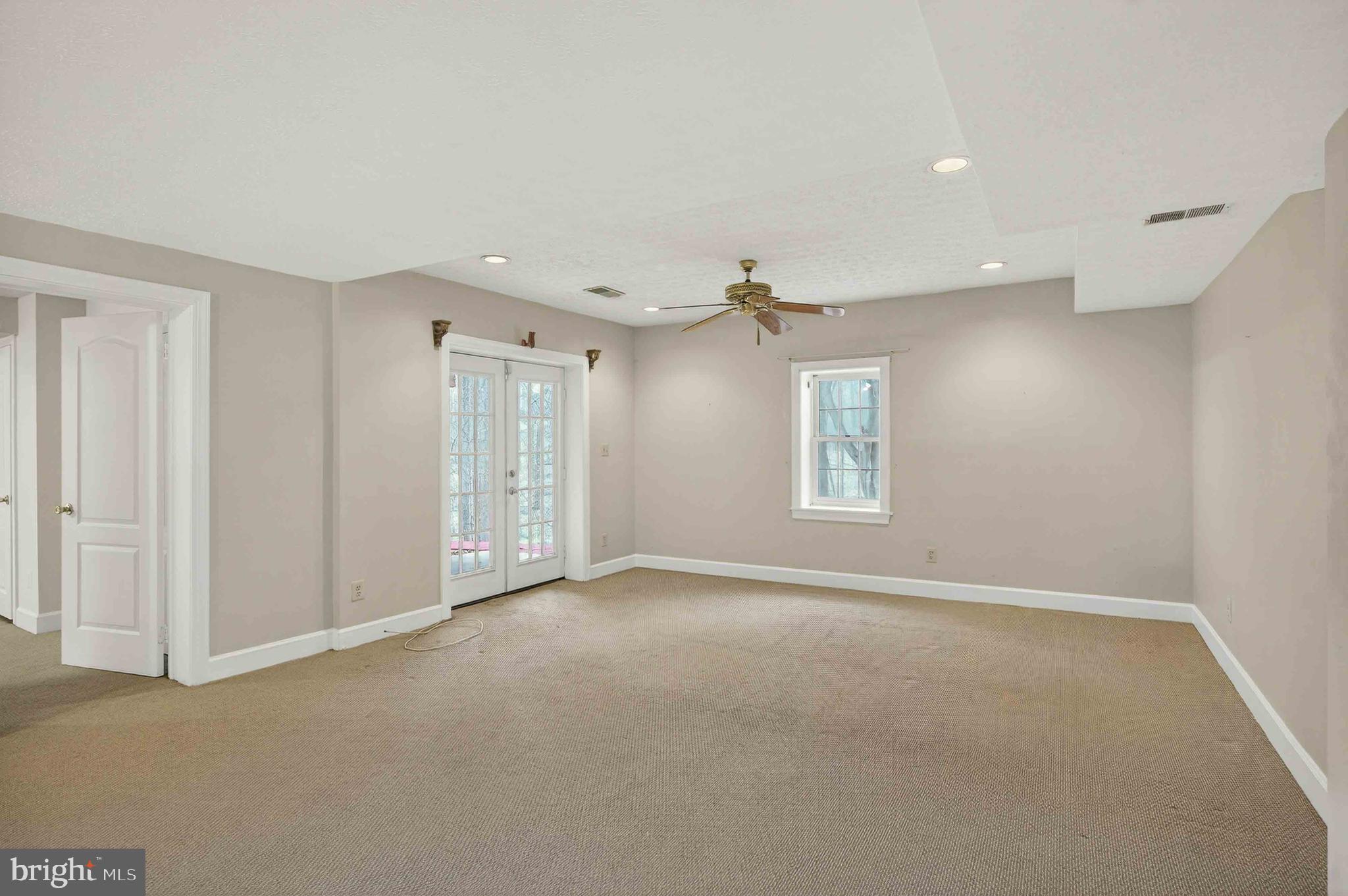 PROSPECT HILLS - Residential