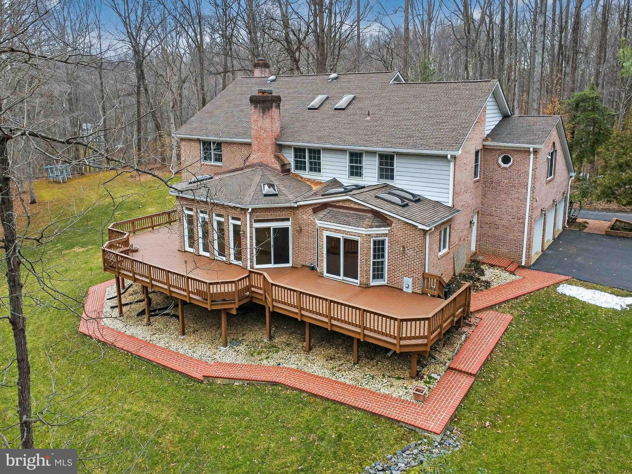 PROSPECT HILLS - Residential