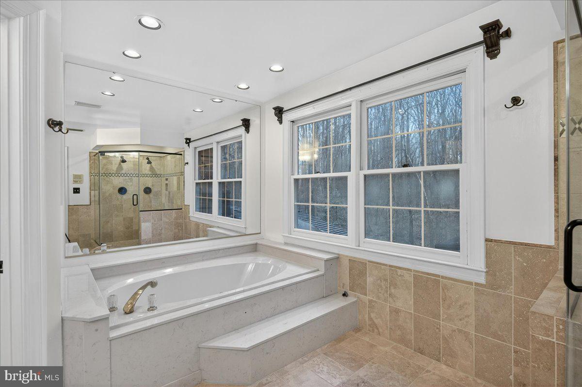 PROSPECT HILLS - Residential