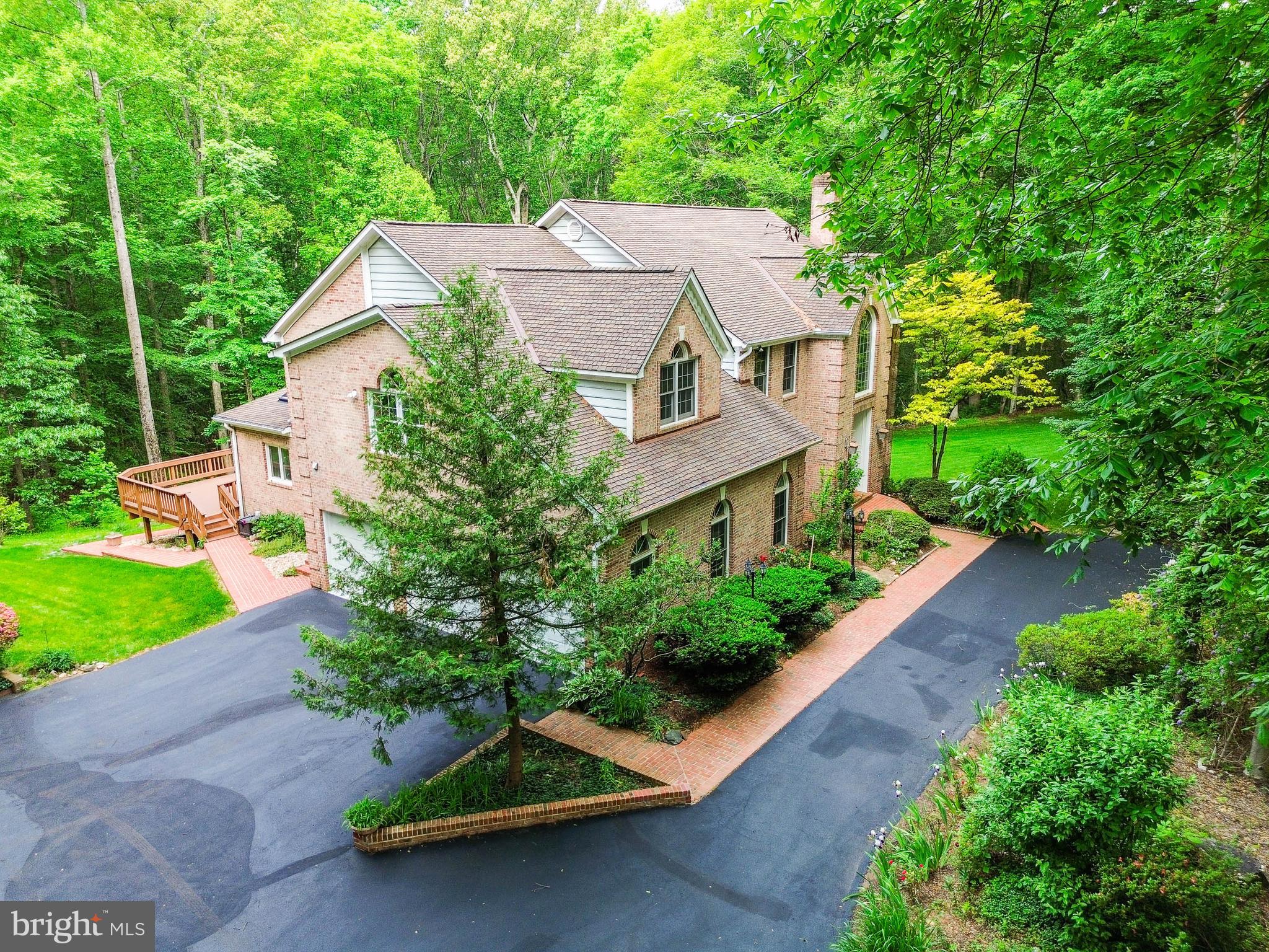 PROSPECT HILLS - Residential